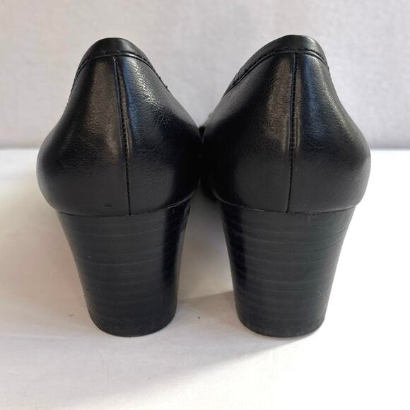 Coach Elizabeth Black Leather Pumps Heels Career Wear Shoes Size 9.5 - Picture 4 of 10